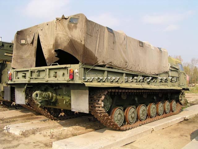 гусеничный тягач