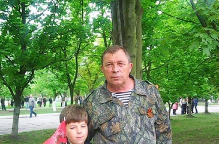 Боевик Уваров с сыном