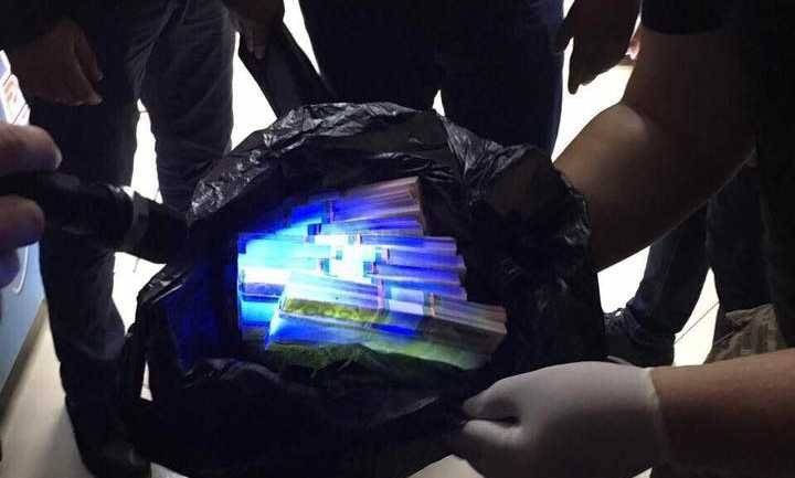 На Луганщине попался чиновник на взятке